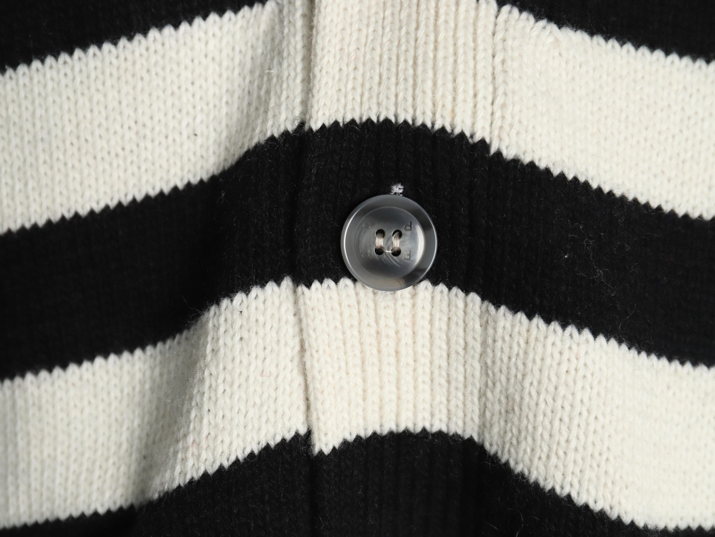 Burberry BBR 22FW Cardigan Sweaters