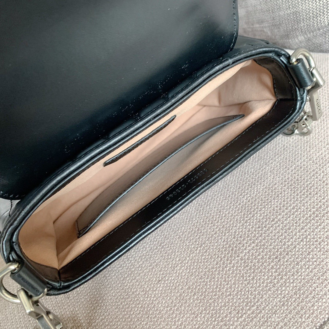 GUCCI GG Marmont series mini handbag 21cm