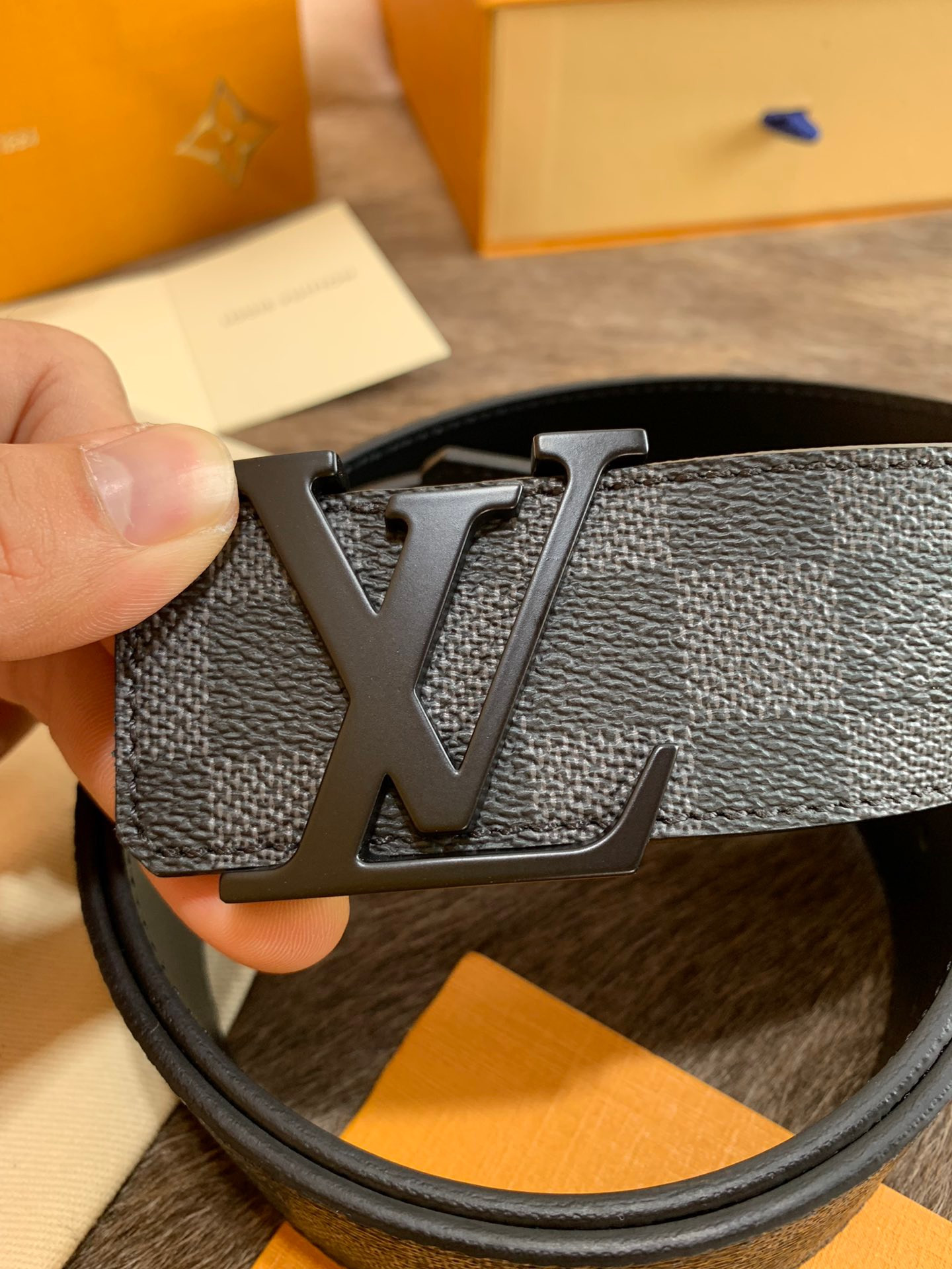 LV LOUIS VUITTON 40MM BELT