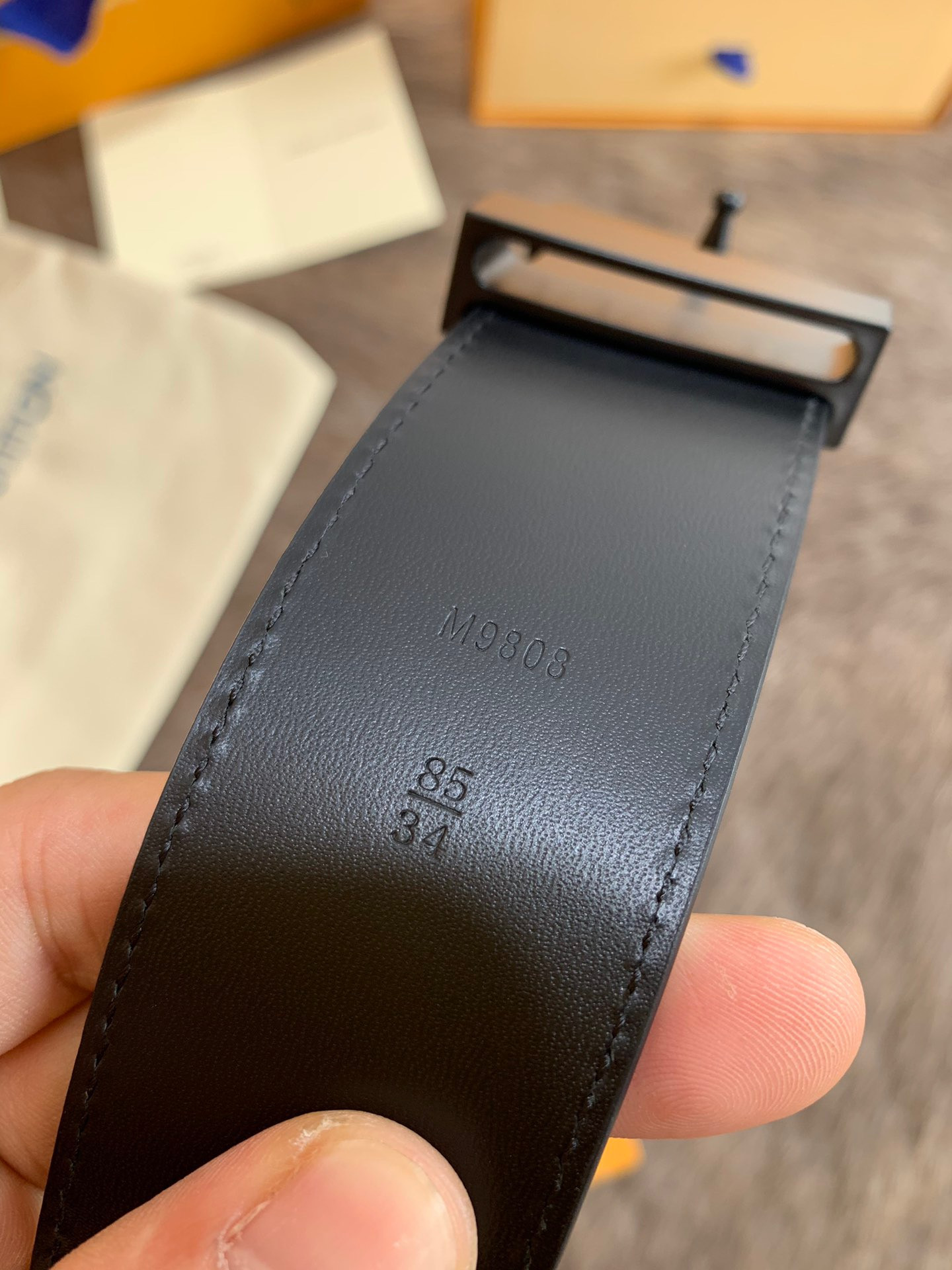 LV LOUIS VUITTON 40MM BELT