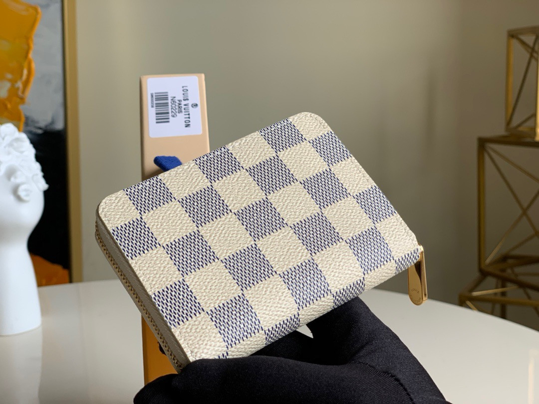 LV ZIPPY COIN PURSE PADLOCK N60229