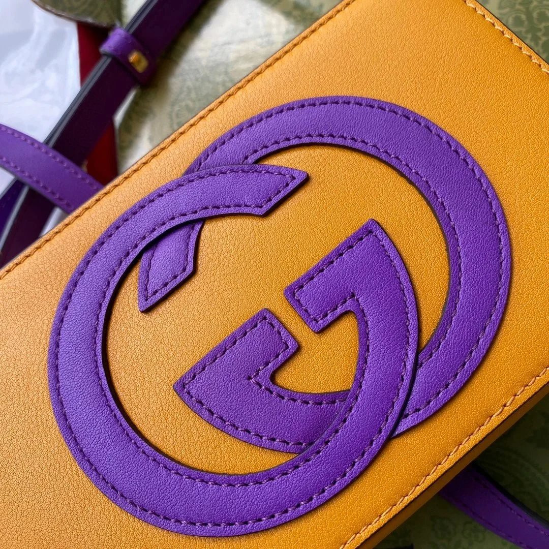 Gucci Interlocking G mini bag