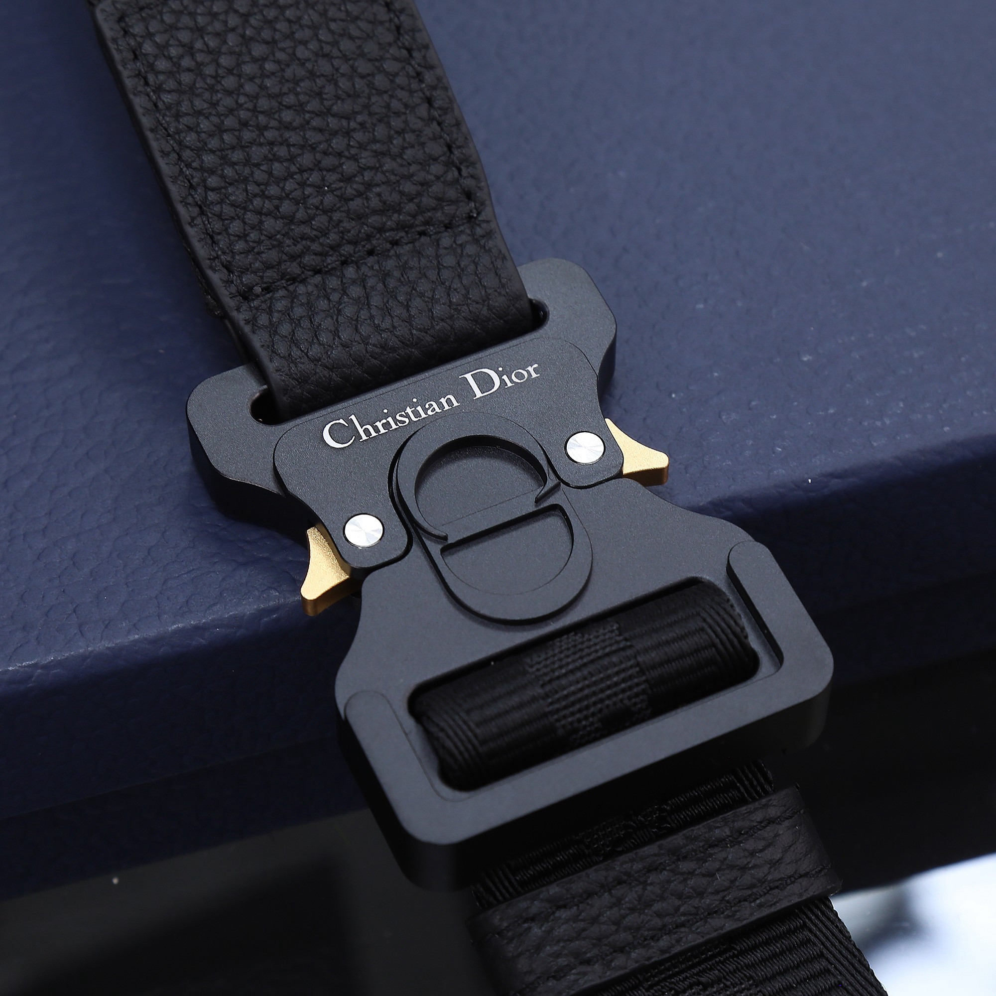 Dior Saddle Messenger Bag with Flap 23 x18 x6cm