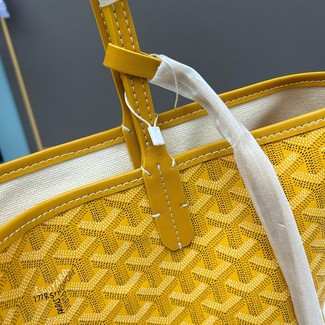 Goyard Small Saint Louis Bag 28 cm x 15 cm x 34 cm