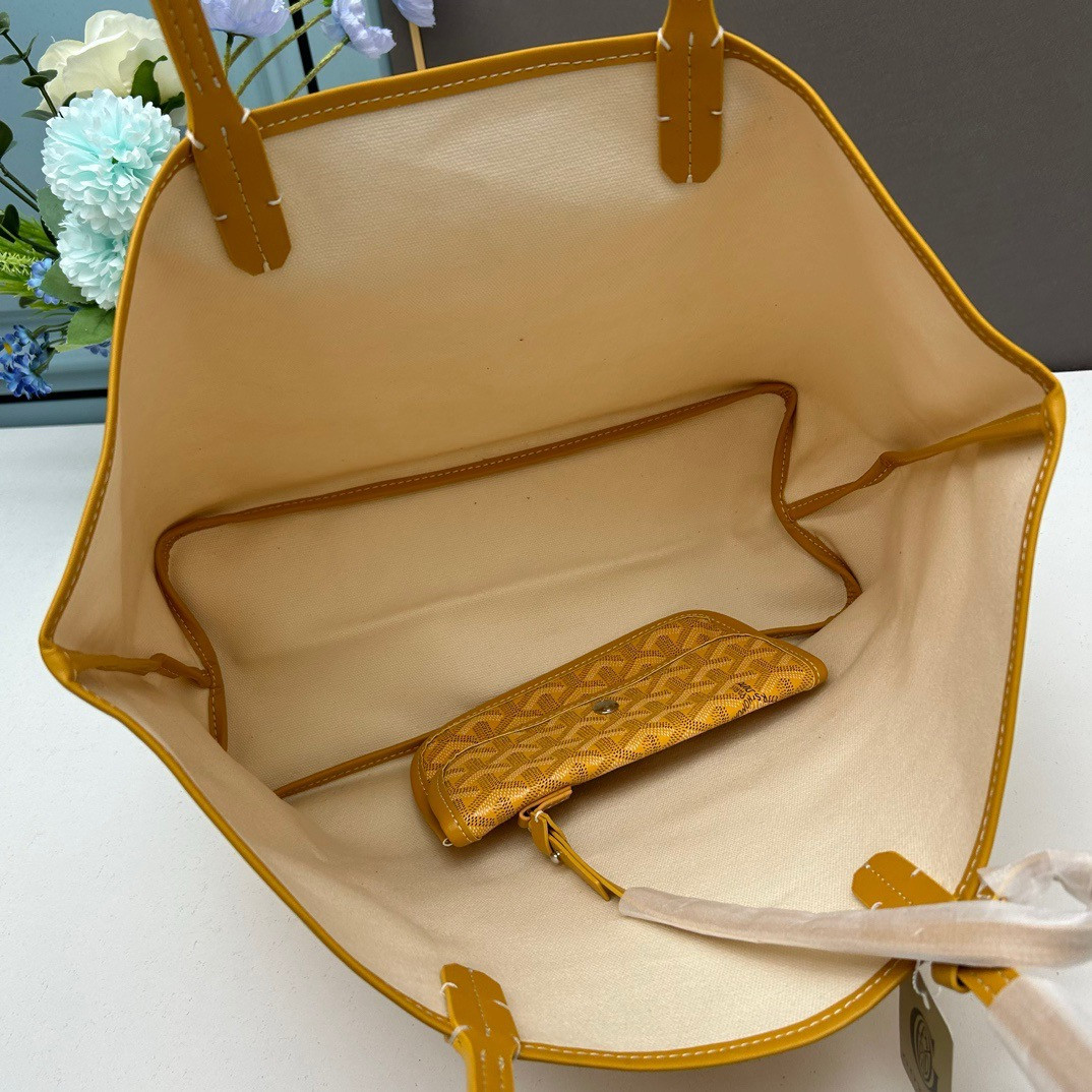 Goyard Small Saint Louis Bag 28 cm x 15 cm x 34 cm