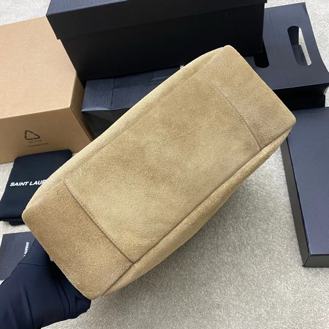 YSL LE 5 À 7 SUPPLE LARGE IN SUEDE 30 X 31 X 13 CM