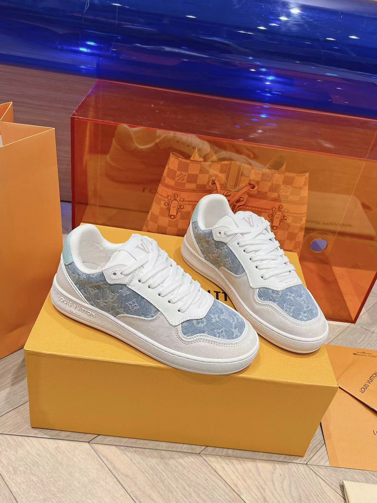 UA LV Stadium Sneaker