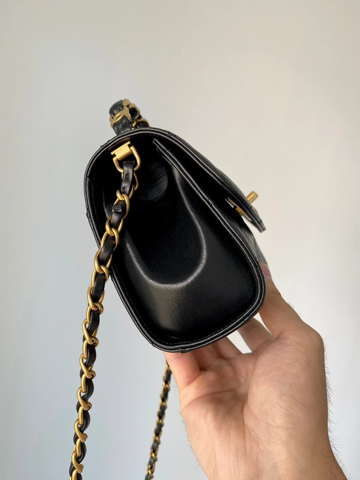 CHANEL MINI FLAP BAG 19.5CM