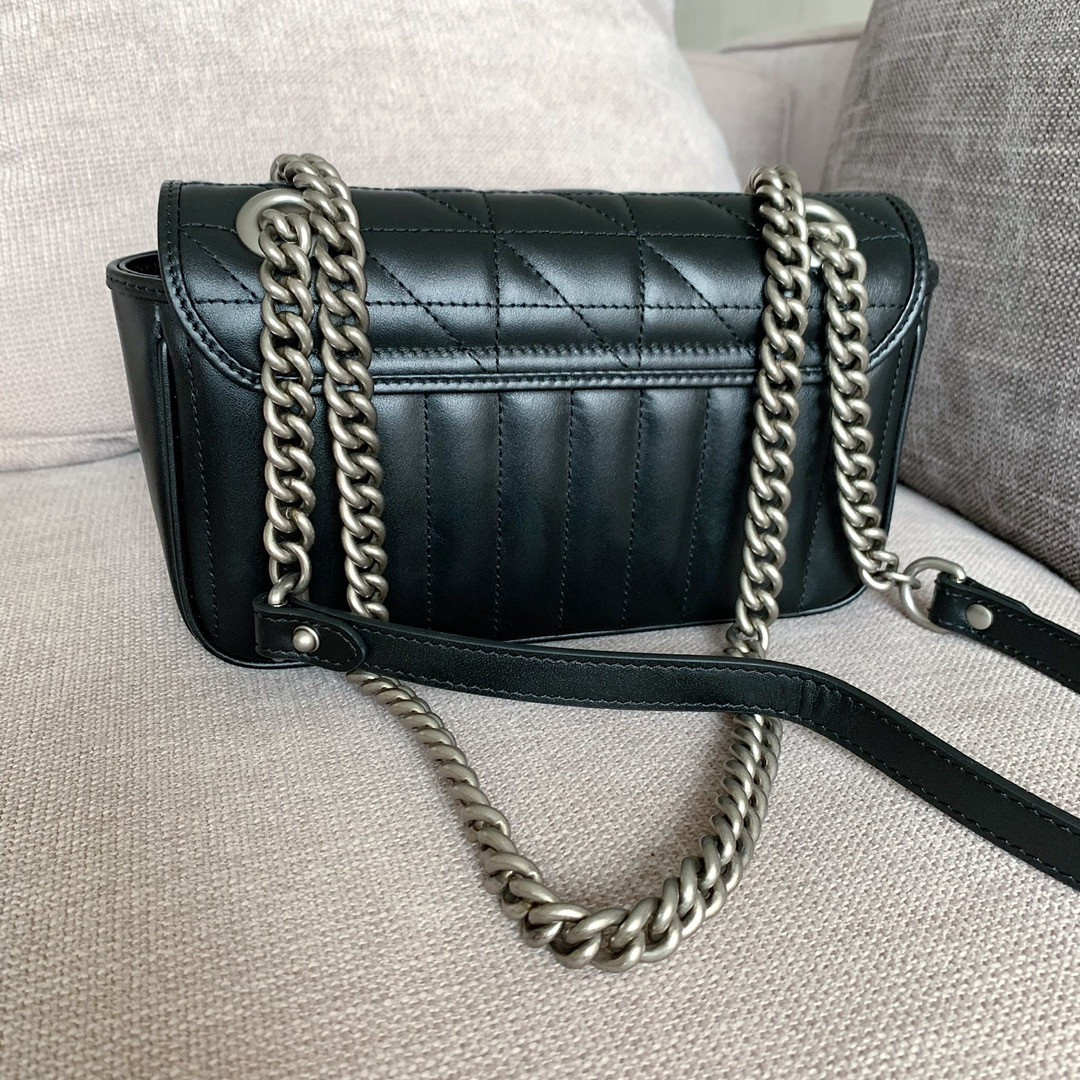 GUCCI GG Marmont mini shoulder bag 22cm