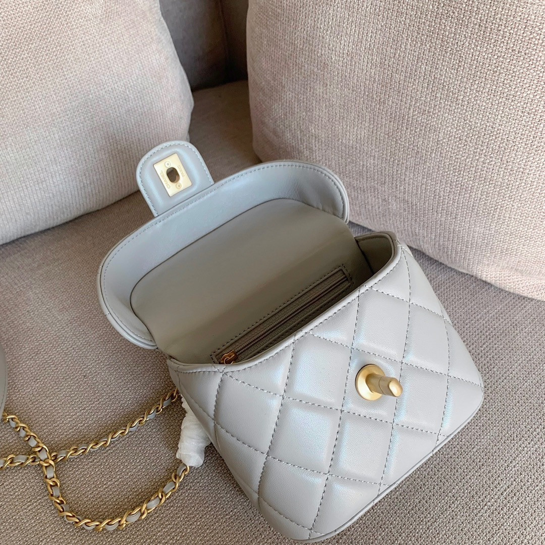 Chanel 23s vanity make up bag