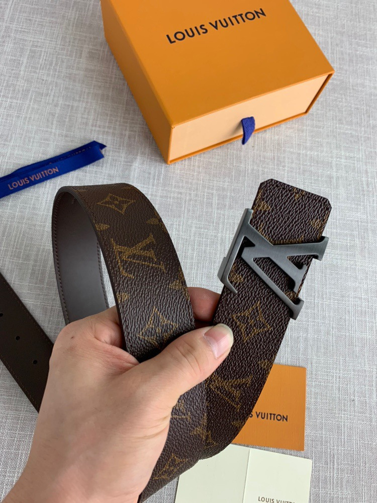 LV LOUIS VUITTON 40MM BELT