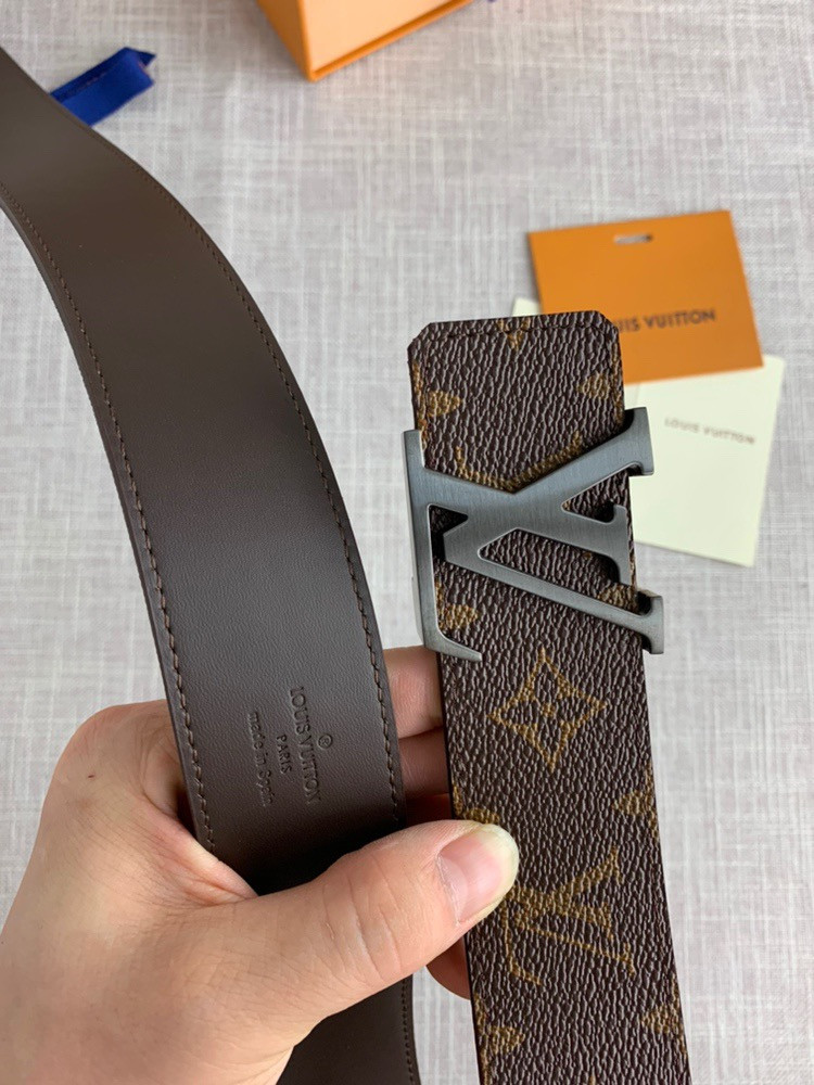 LV LOUIS VUITTON 40MM BELT