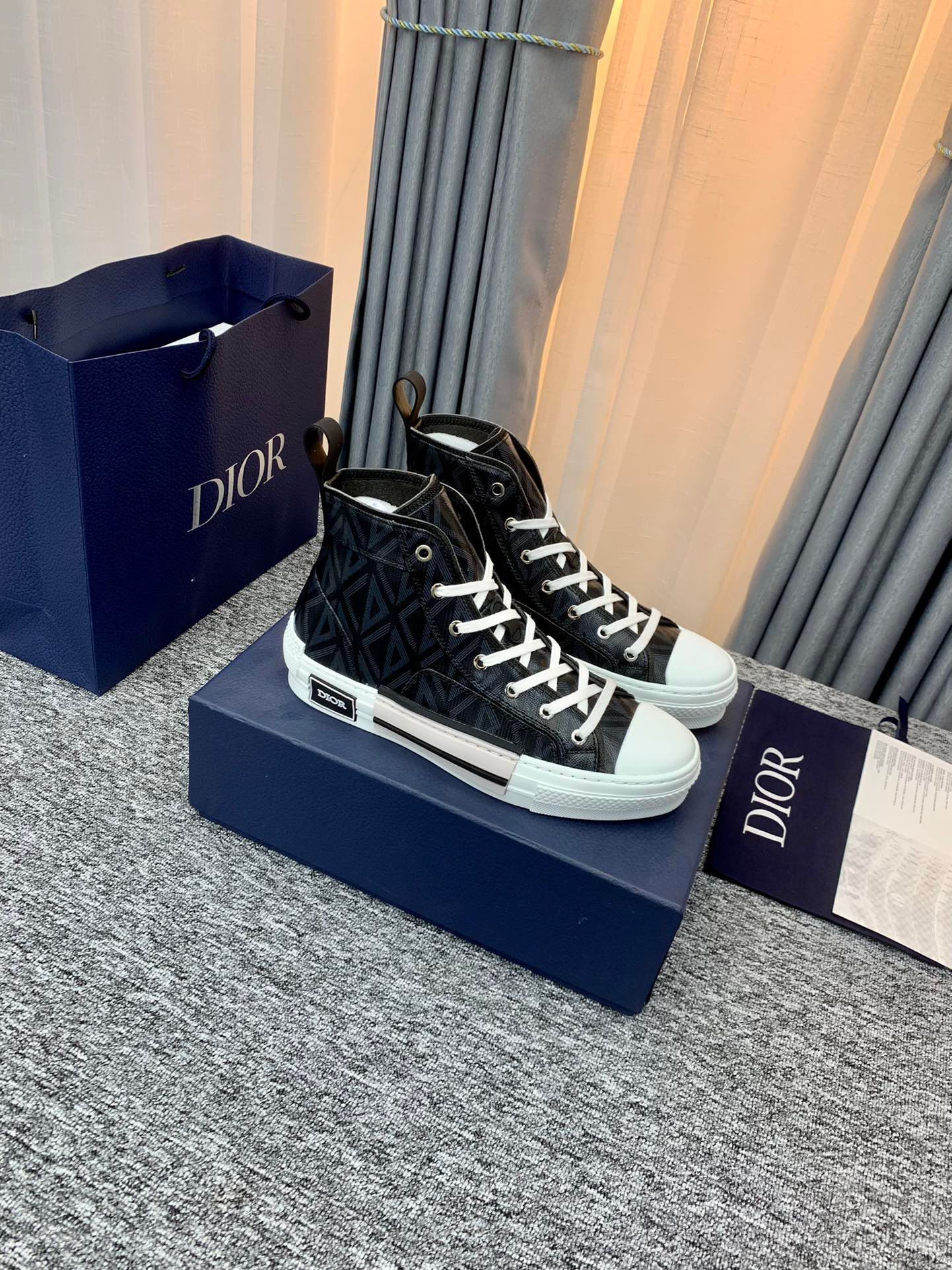 Dior B23 High Top Black CD Diamond