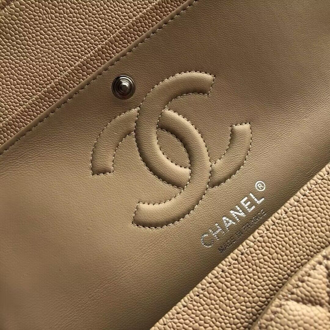 Chanel Classic Flaps mediun Caviar leather