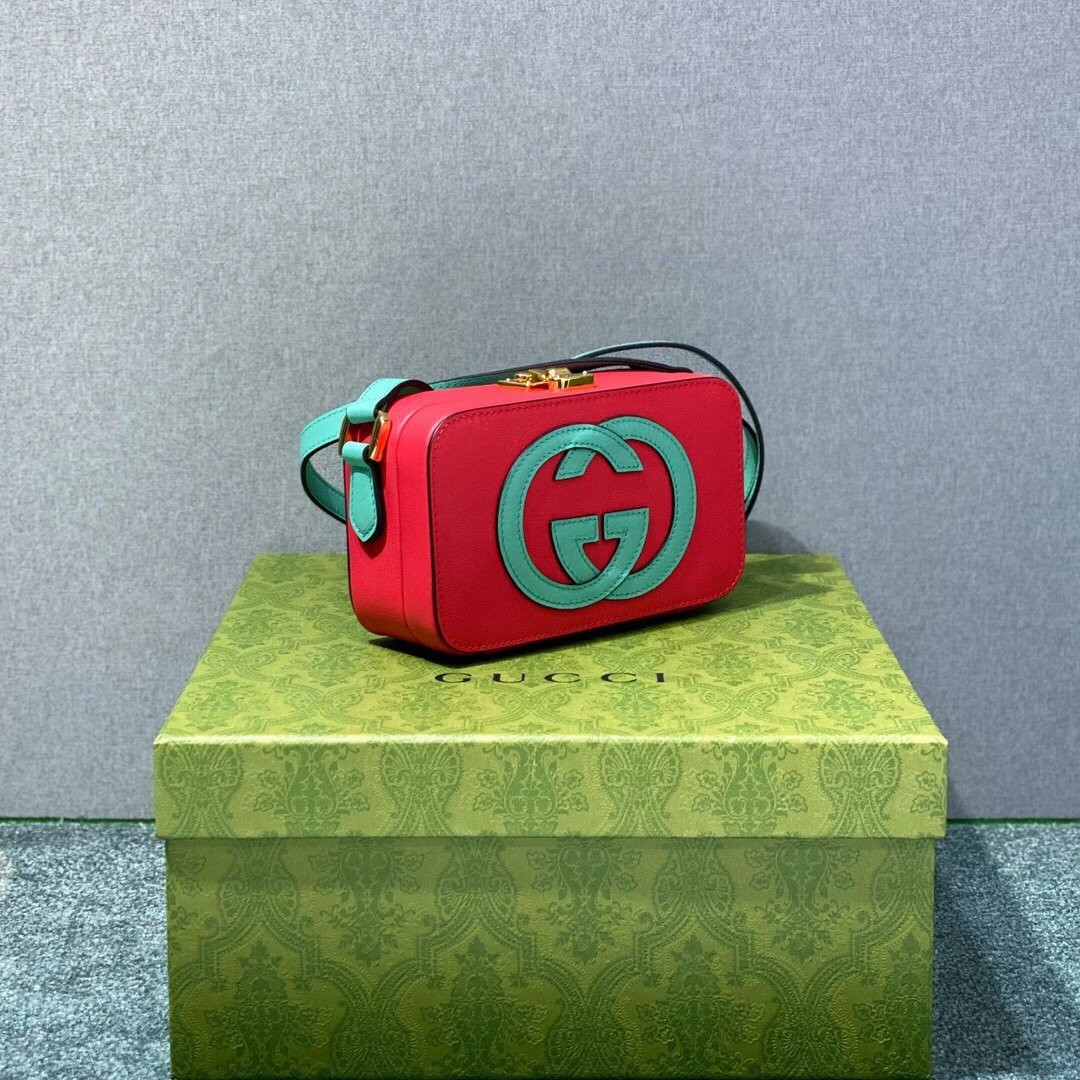 Gucci Interlocking G mini bag