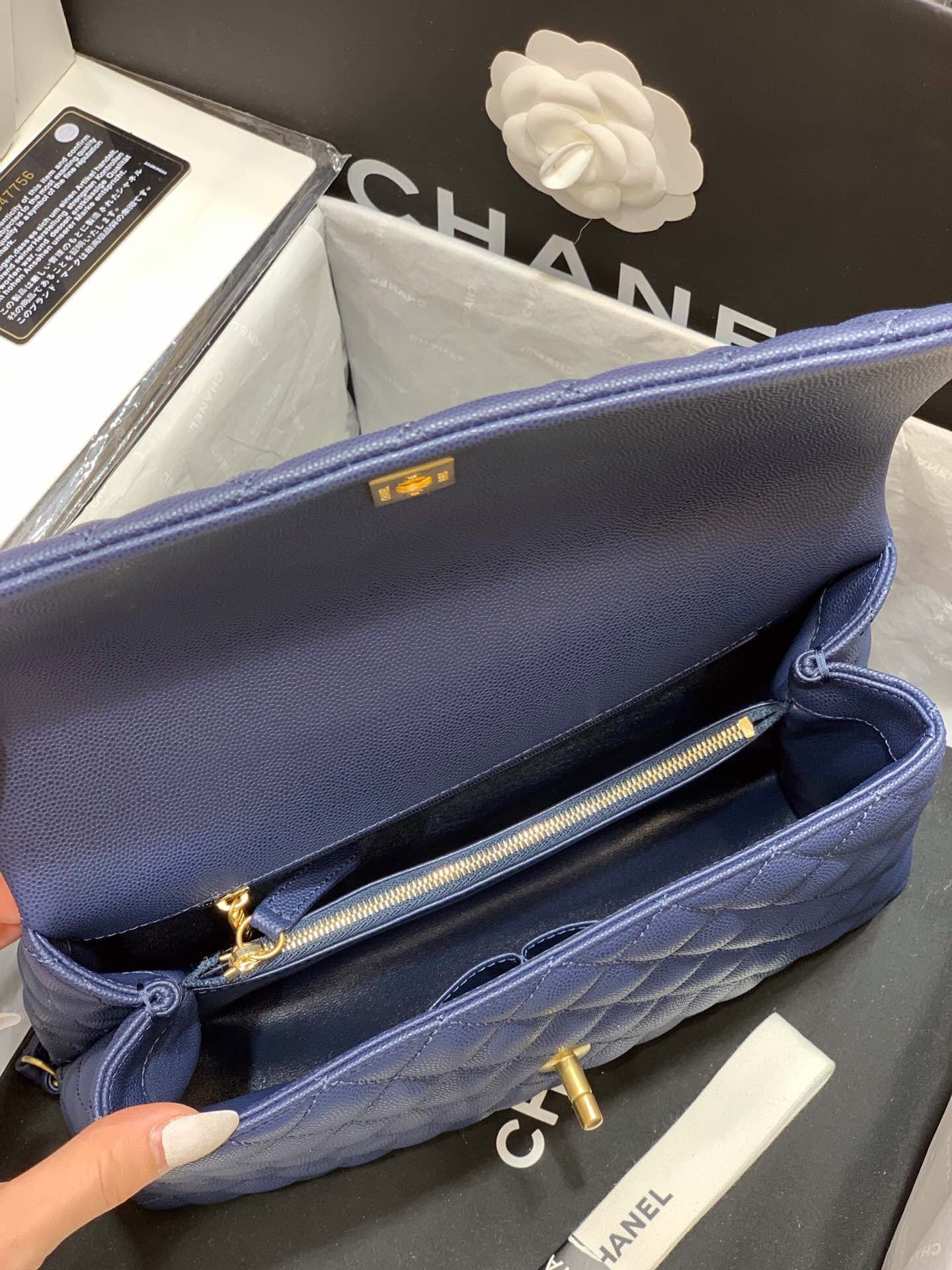 Chanel COCO Handle bag medium 28cm