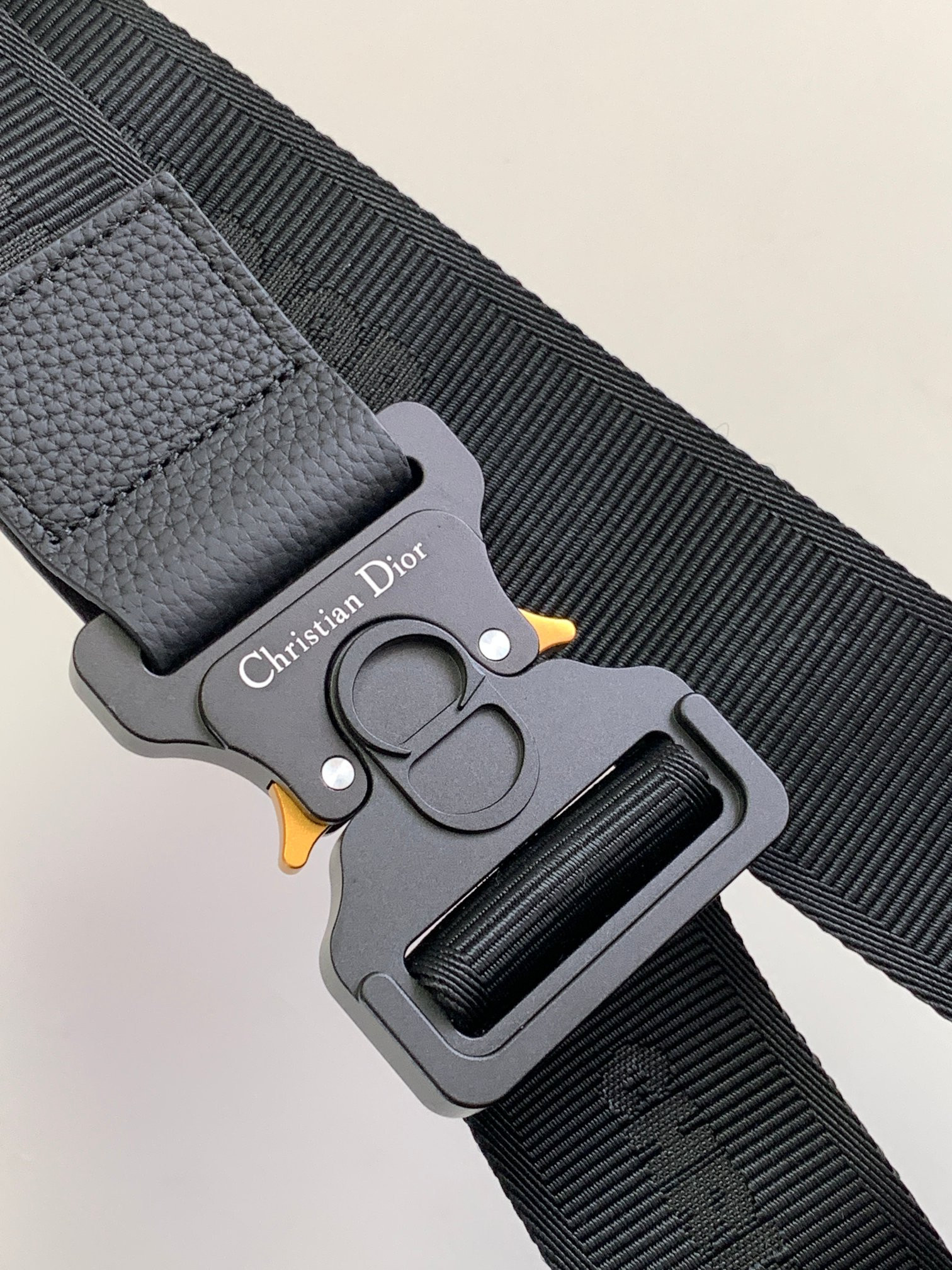 Dior Saddle Bag Beige and Black Dior Oblique Jacquard 26 x 19 x 4.5 cm