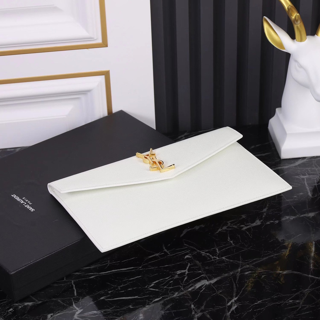 YSL UPTOWN POUCH IN GRAIN DE POUDRE EMBOSSED LEATHER BLANC VINTAGE 10.6 X 6.2 X 0.7 INCHES