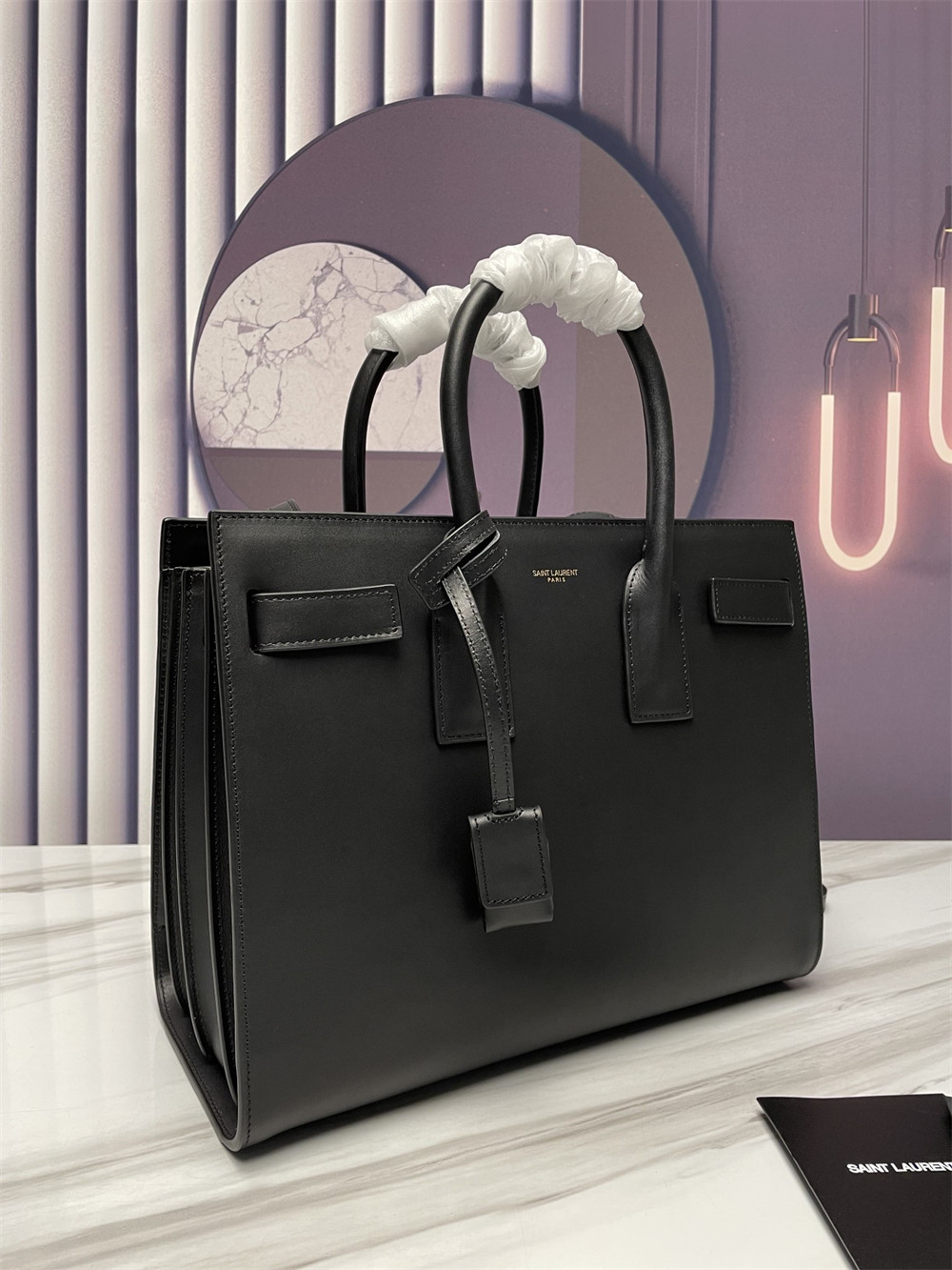 YSL SAC DE JOUR SMALL IN SHINY LEATHER BLACK