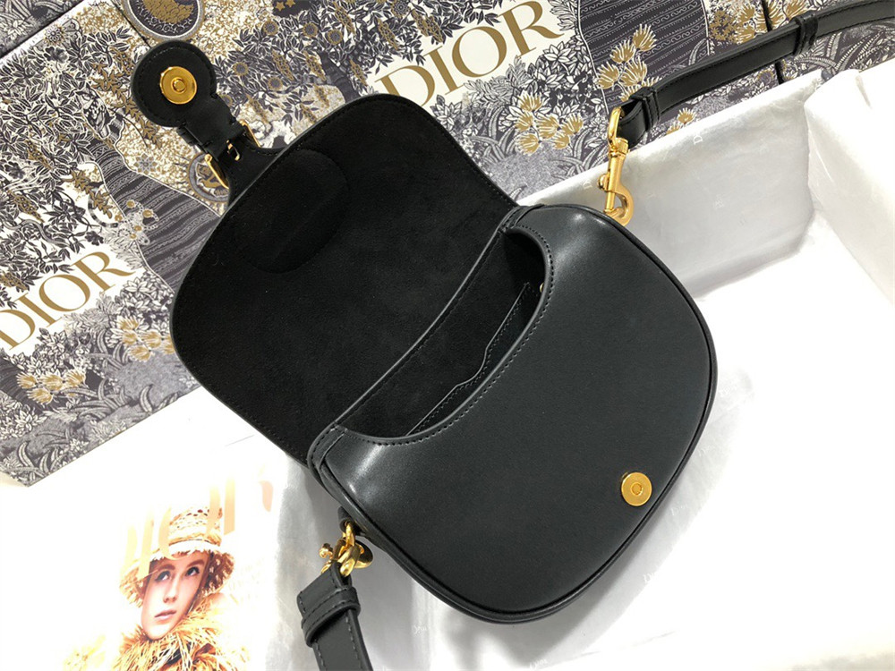MEDIUM DIOR BOBBY BAG Black Box Calfskin