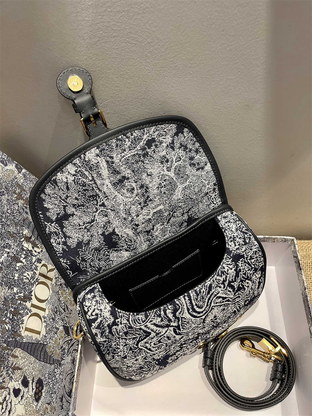 MEDIUM DIOR BOBBY BAG white black Dior Oblique Jacquard