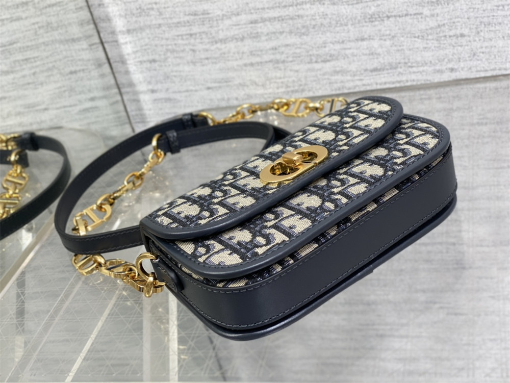 SMALL 30 MONTAIGNE AVENUE BAG Blue Dior Oblique Jacquard