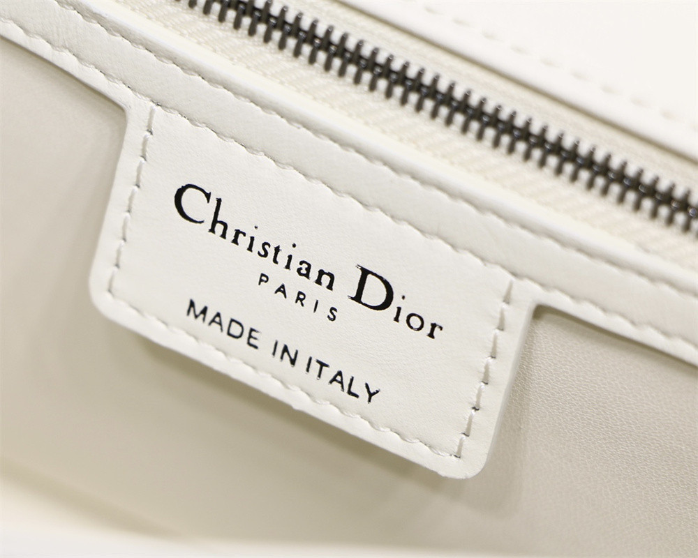 MEDIUM DIOR CARO BAG IVORY Supple Cannage Calfskin 25.5 x 15.5 x 8 cm