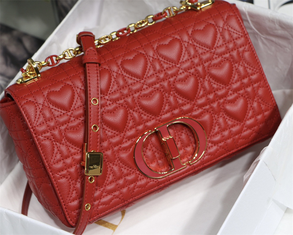 MEDIUM DIOR CARO BAG amour red 25.5 x 15.5 x 8 cm