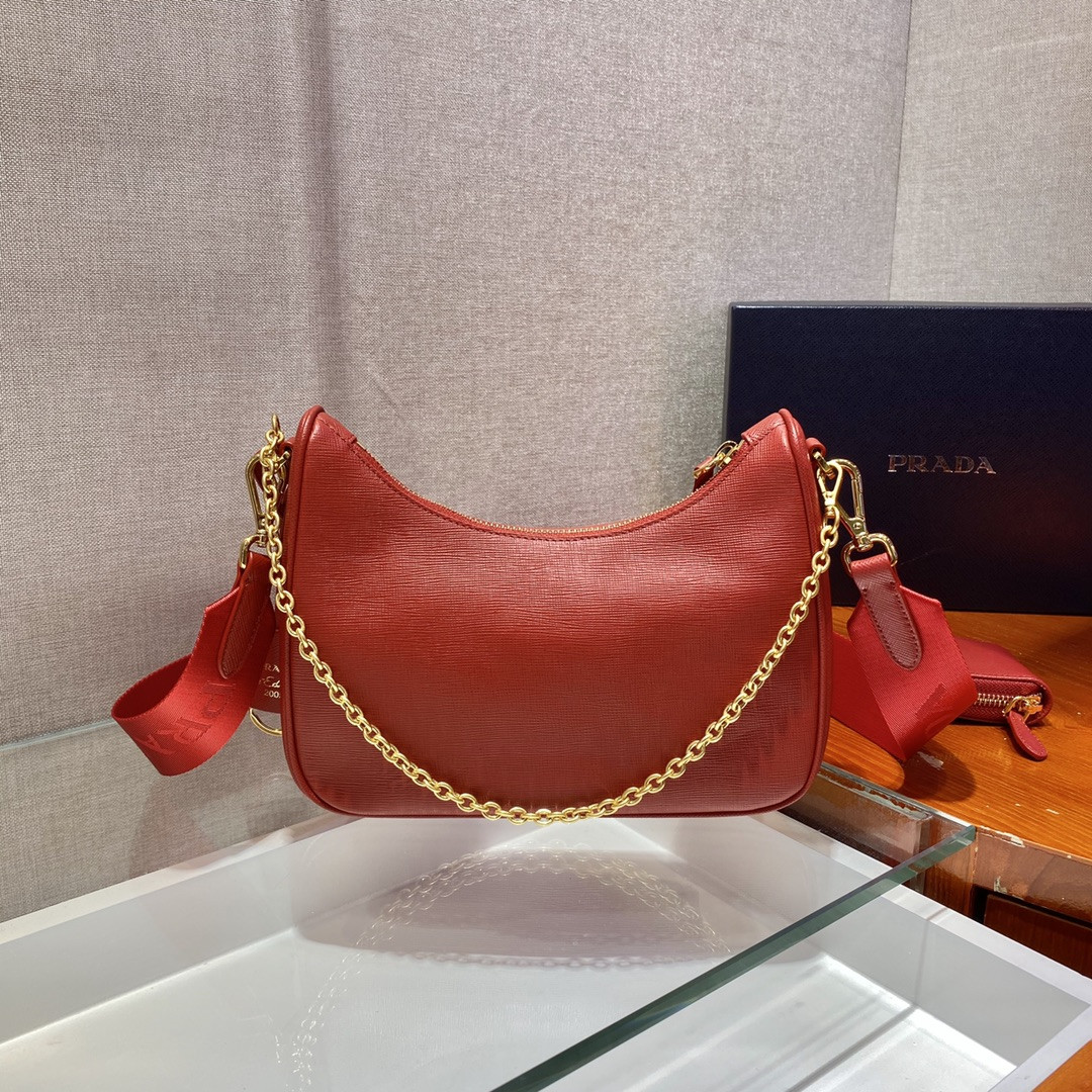 Prada Re-Edition 2005 Saffiano leather bag Red