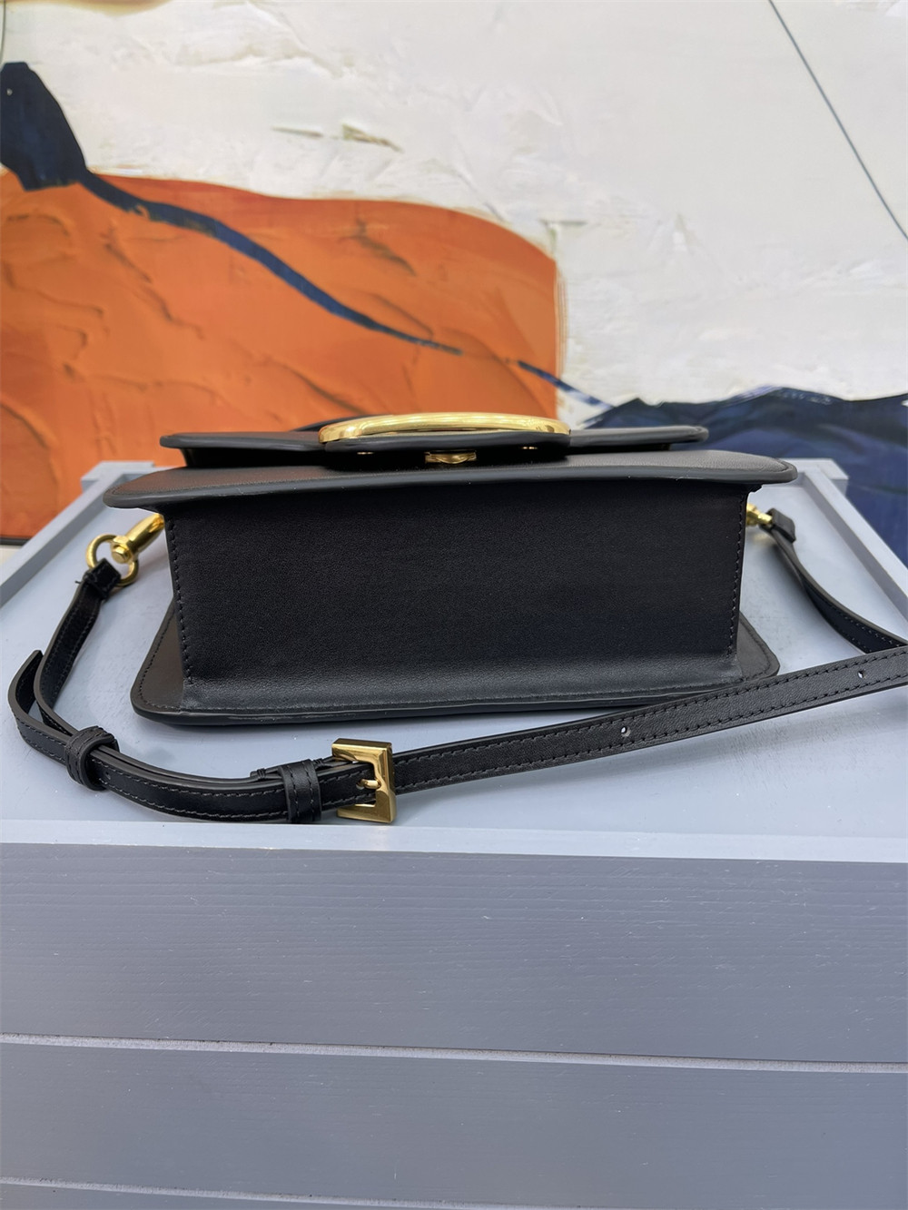 VALENTINO GARAVANI LOCÒ CALFSKIN SHOULDER SMALL BAG BLACK 22 x 16 x 7 cm