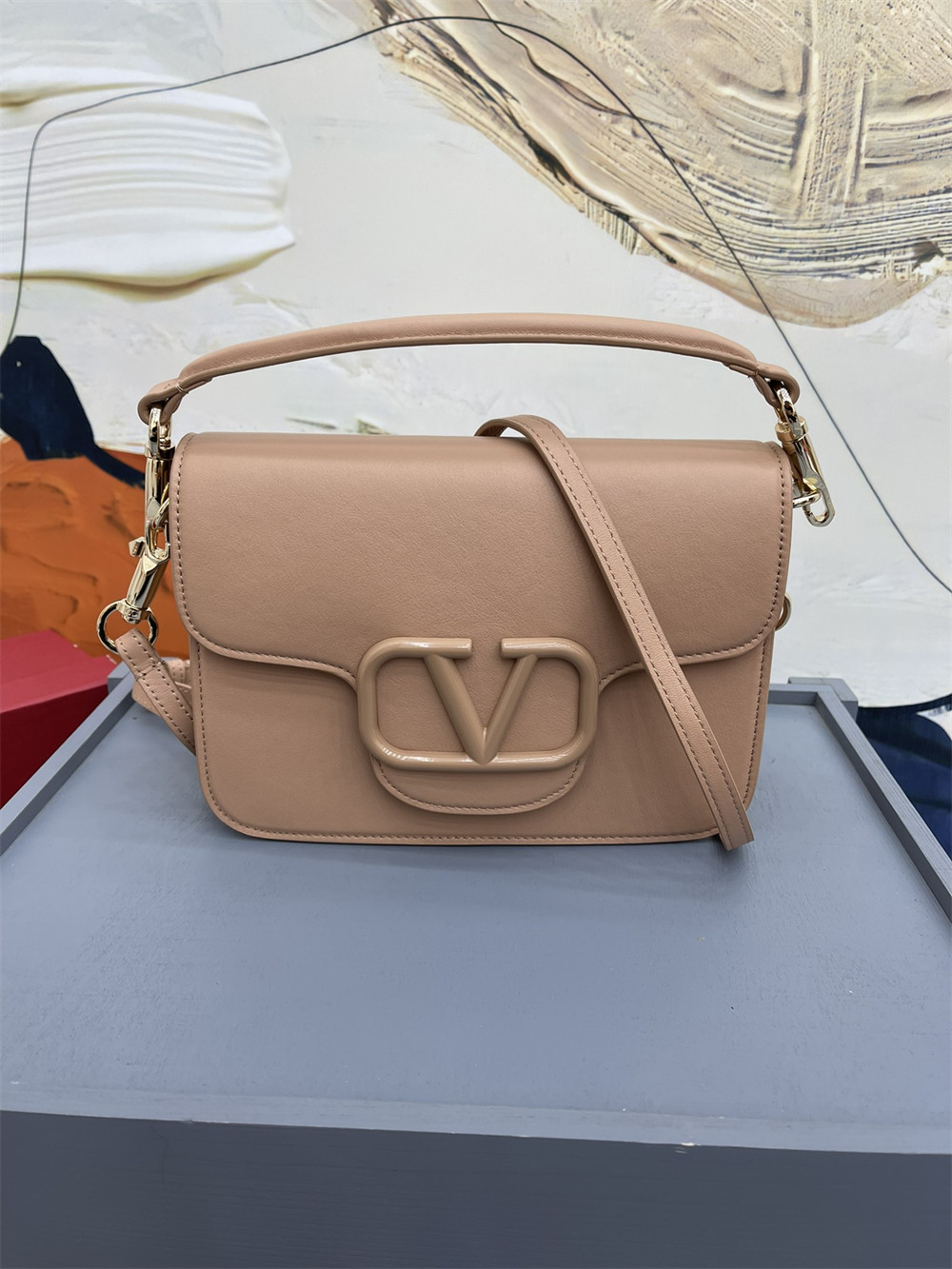 VALENTINO GARAVANI LOCÒ CALFSKIN SHOULDER SMALL BAG ROSE CANNELLE 22 x 16 x 7 cm