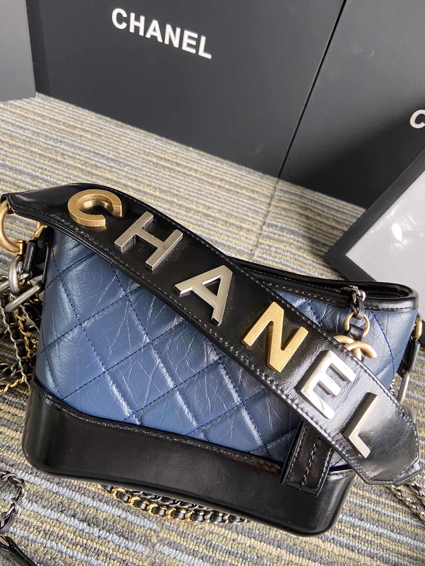 Chanel Gabrielle SMALL BLUE with shoulder strap letters 20 x 15 x 8cm