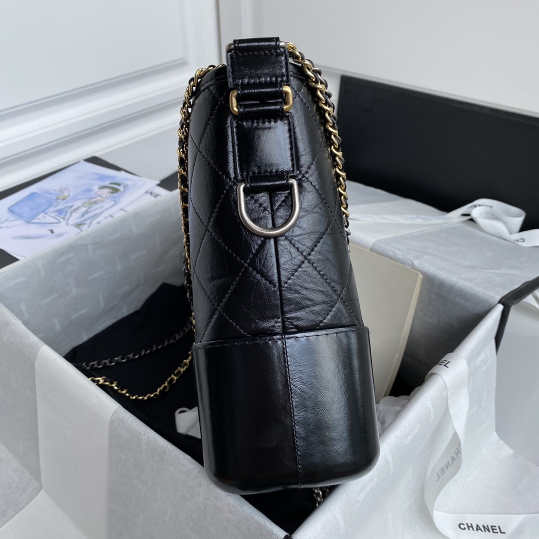 Chanel Gabrielle MEDIUM BLACK 21 x 28 x 10cm