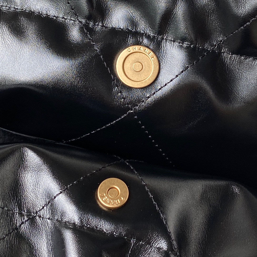 CHANEL 22 HANDBAG Shiny Calfskin BLACK 30×45×8cm