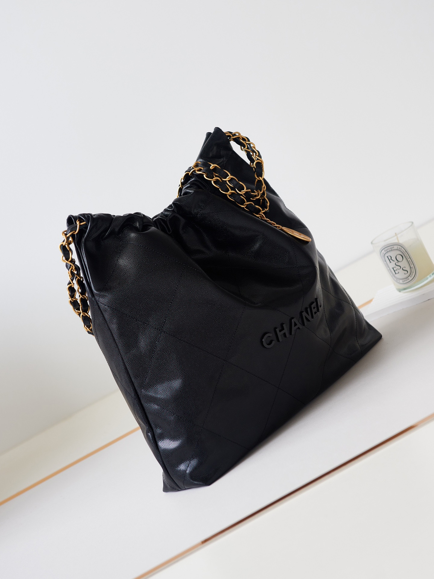 CHANEL 22 HANDBAG Shiny Calfskin Black 15.2×16.4×3.1 in