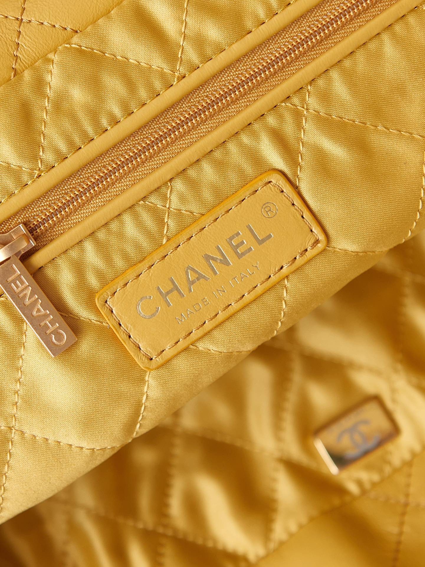 CHANEL 22 SMALL HANDBAG Shiny Calfskin YELLOW 15.2×16.4×3.1 in