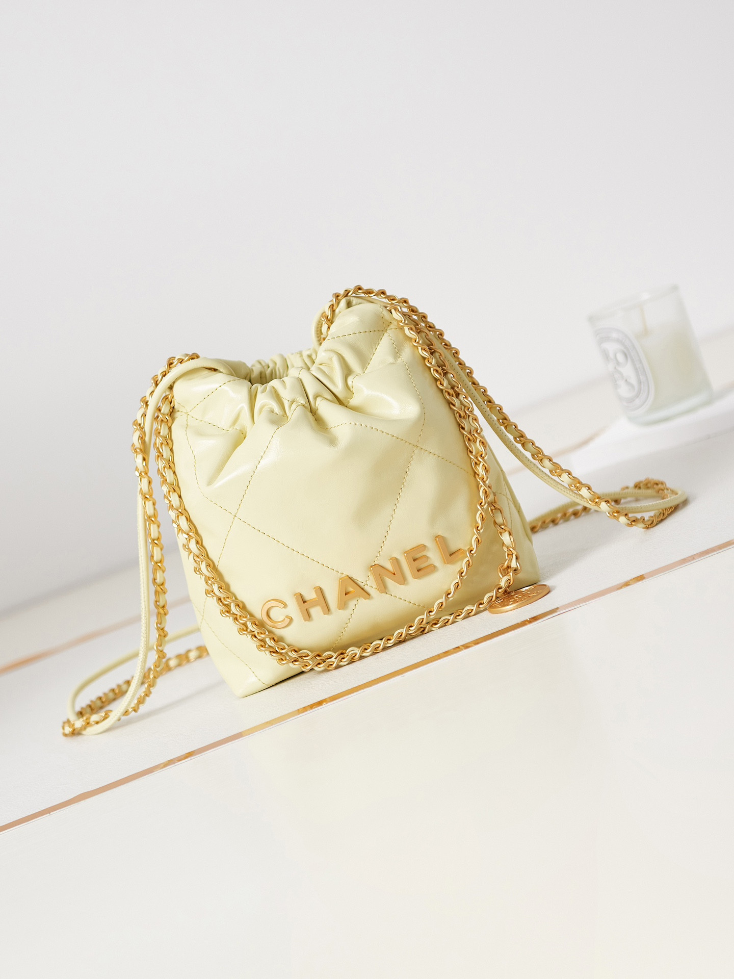 CHANEL 22 MINI HANDBAG Shiny Calfskin Yellow 7.8 × 7.4 × 2.3 in