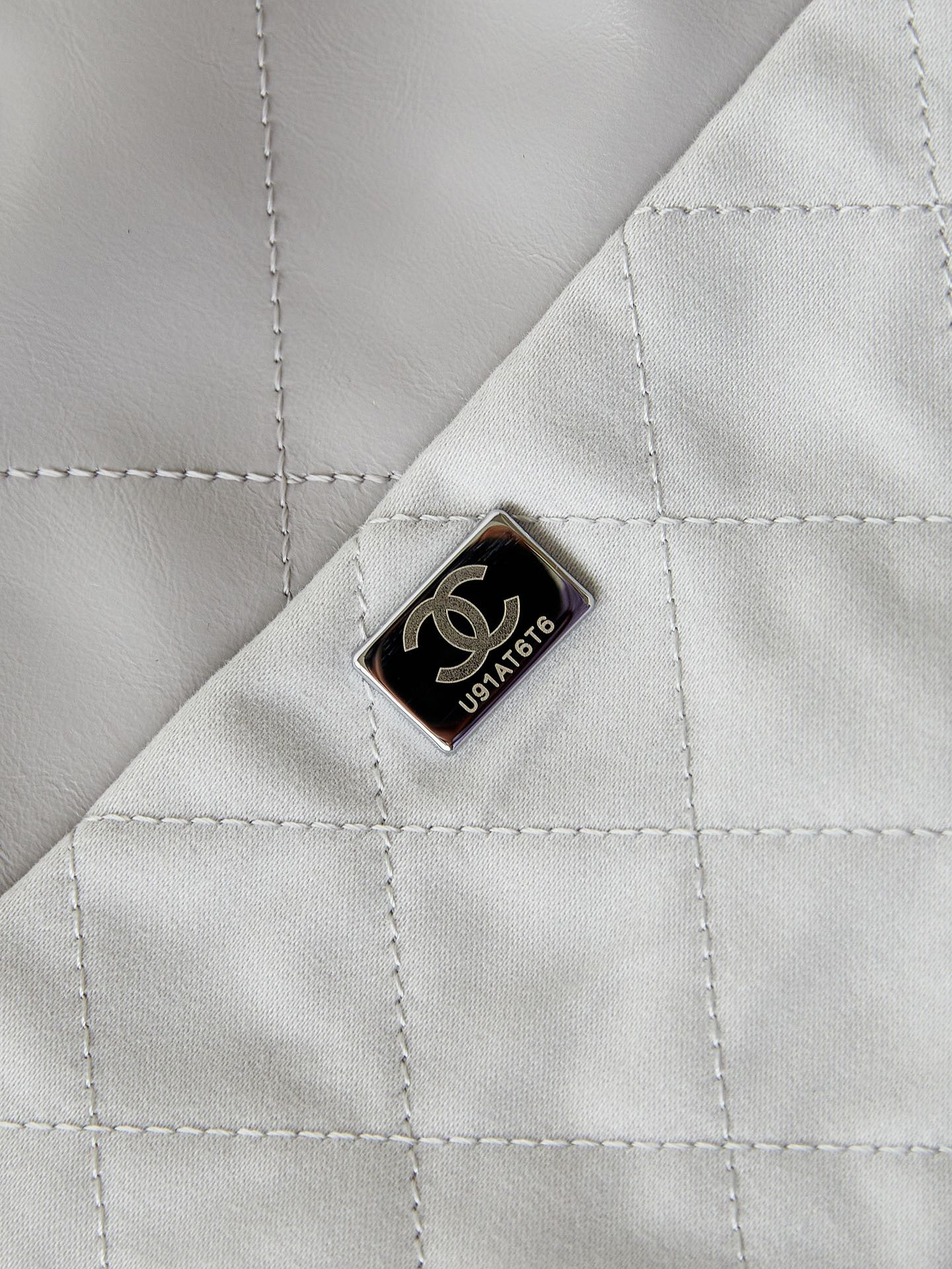 CHANEL 22 SMALL HANDBAG Shiny Calfskin grey 15.2×16.4×3.1 in