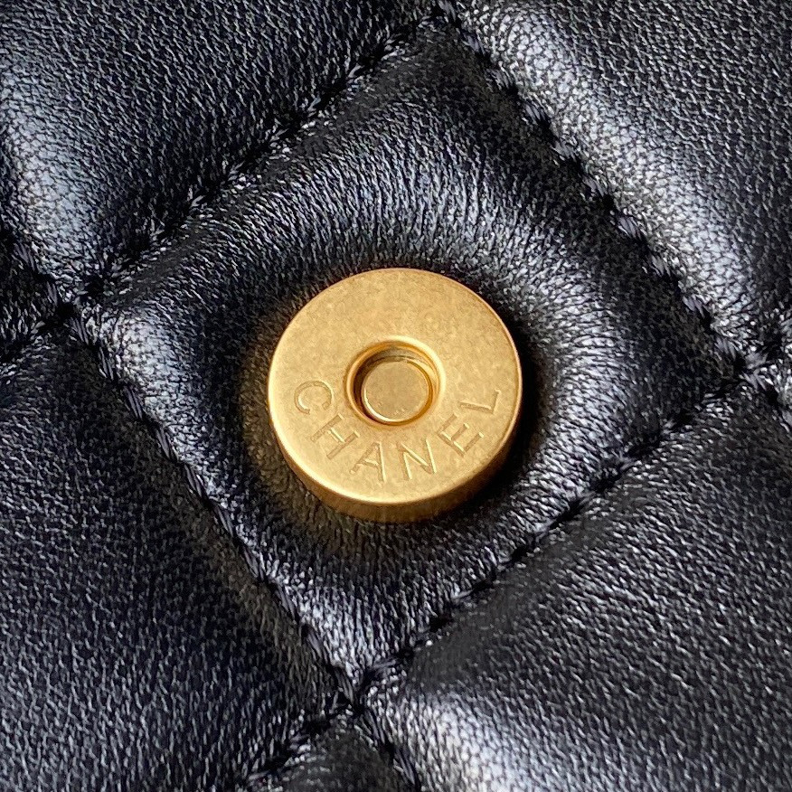 CHANEL BAGUETTE BAG BLACK 17.5×20×5cm