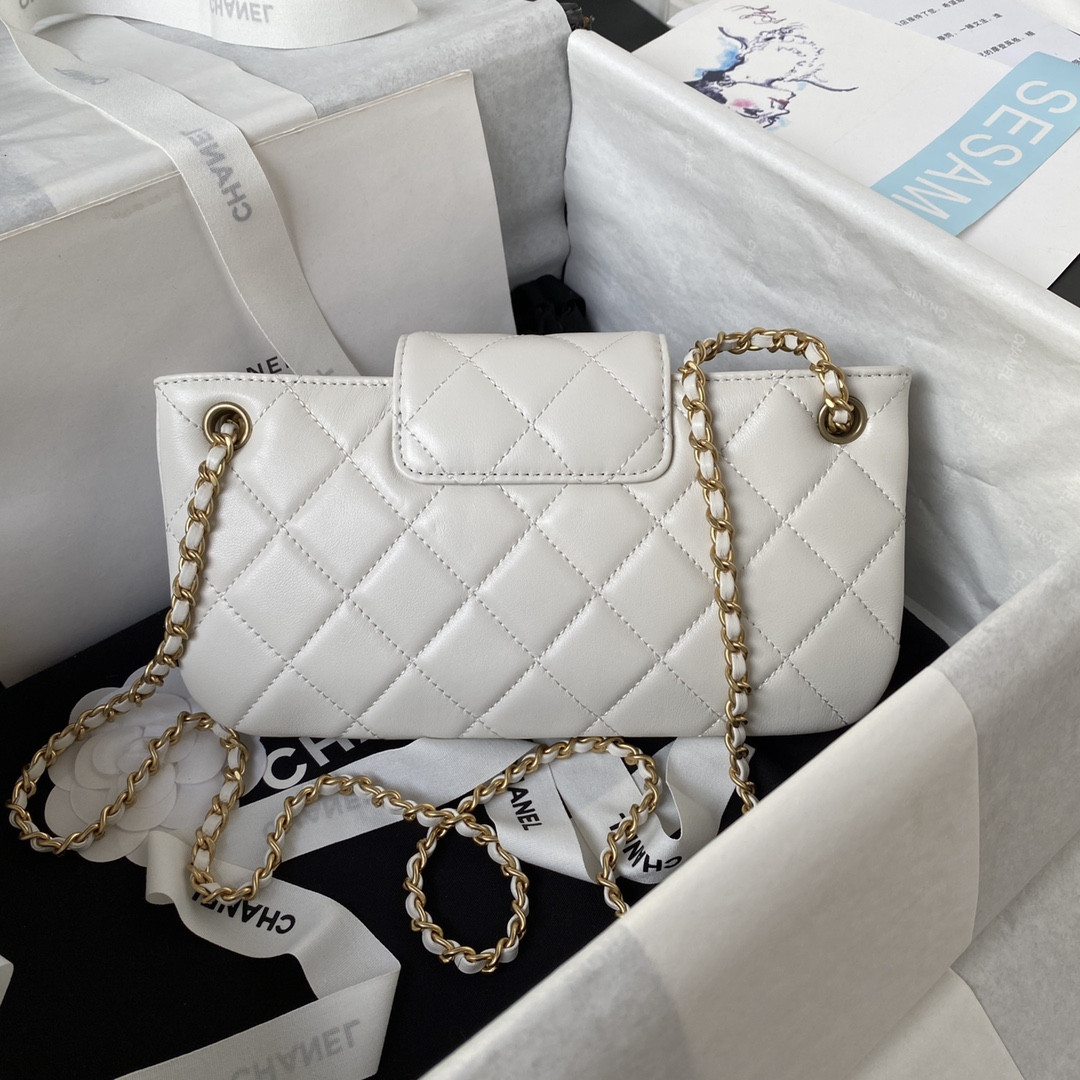 CHANEL BAGUETTE BAG WHITE 4.5 × 9.4 × 1.8 in