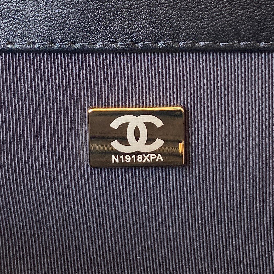 CHANEL BAGUETTE BAG 16.5×26.5×5cm