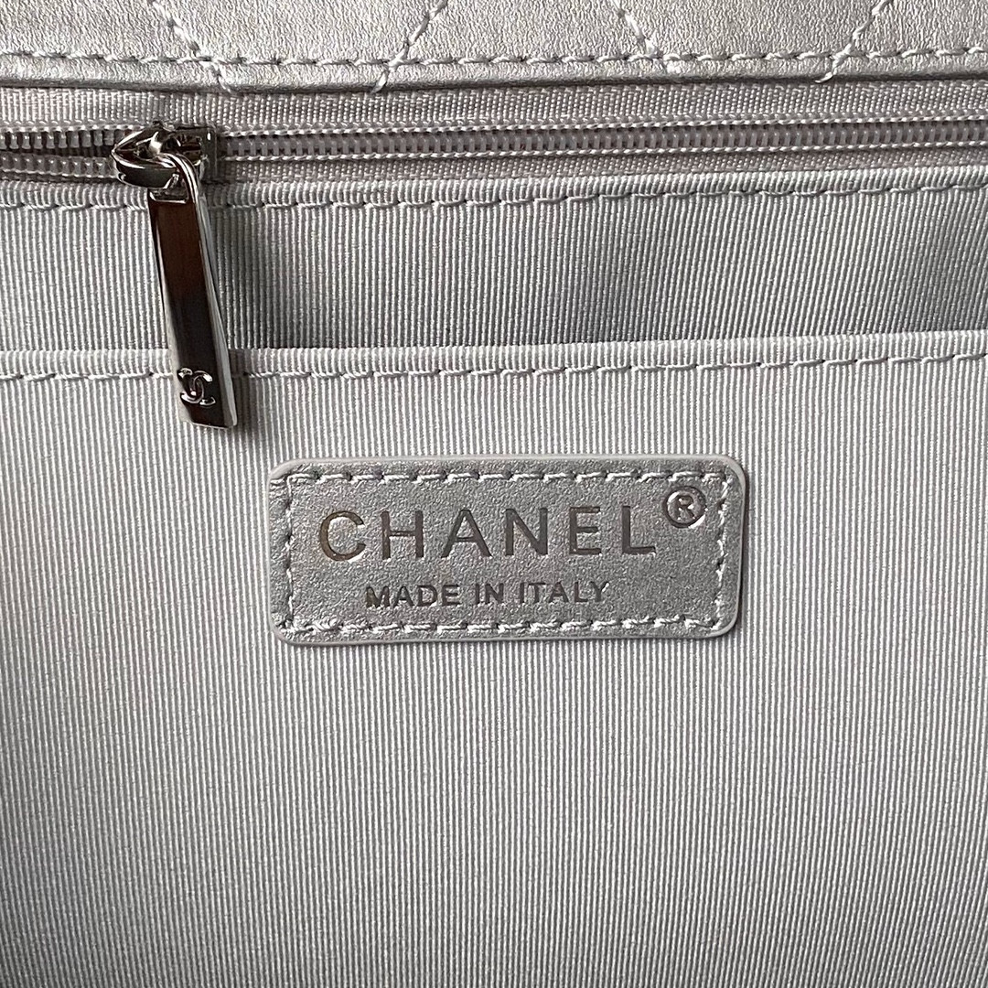 CHANEL CLASSIC FLAP SILVER 28x38x12cm