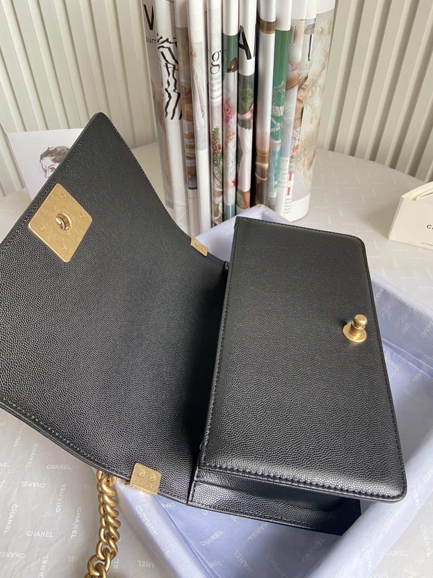 BOY CHANEL HANDBAG Shiny Grained Calfskin Black 5.9 × 9.8 × 3.5 in