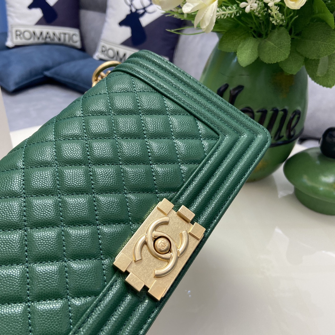 BOY CHANEL HANDBAG Shiny Grained Calfskin & Gold-Tone Metal Green 5.9 × 9.8 × 3.5 in