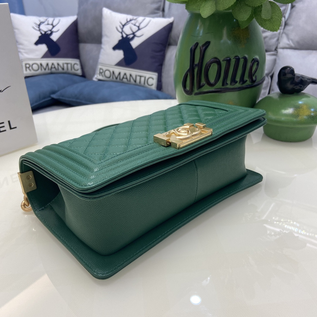 BOY CHANEL HANDBAG Shiny Grained Calfskin & Gold-Tone Metal Green 5.9 × 9.8 × 3.5 in