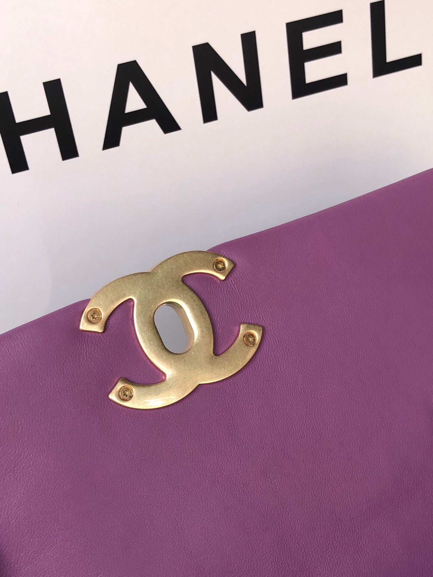 CHANEL 19 HANDBAG Shiny Leather, Gold-Tone, Silver-Tone & Ruthenium-Finish Metal Purple 6.2 × 10.1 × 3.5 in