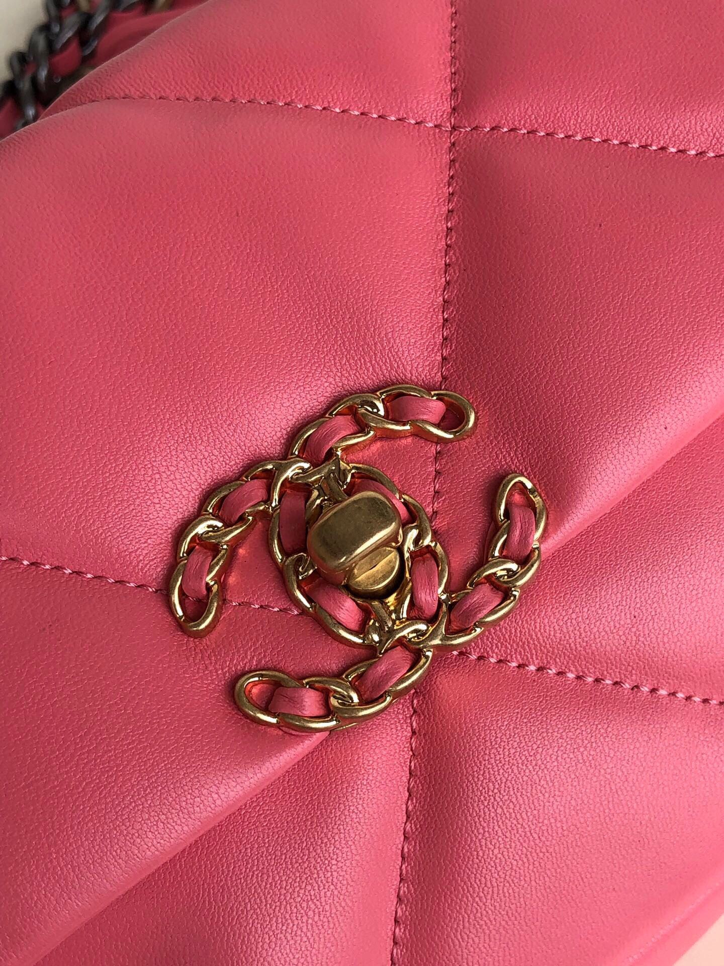 CHANEL 19 HANDBAG Shiny Leather, Gold-Tone, Silver-Tone & Ruthenium-Finish Metal Pink 6.2 × 10.1 × 3.5 in