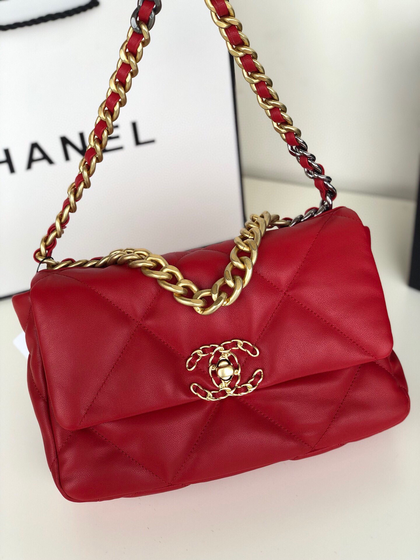 CHANEL 19 HANDBAG Shiny Leather, Gold-Tone, Silver-Tone & Ruthenium-Finish Metal Red 6.2 × 10.1 × 3.5 in