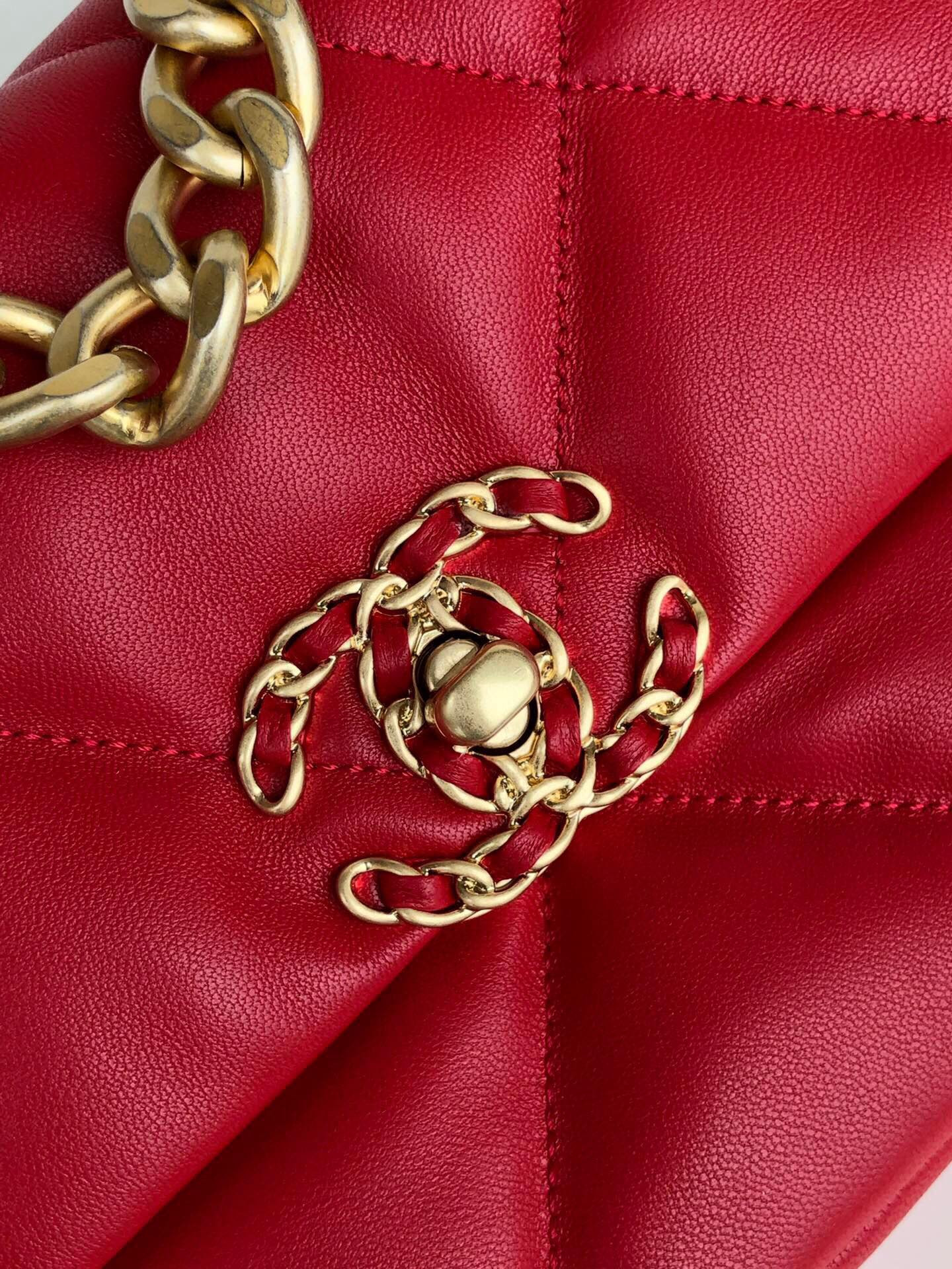 CHANEL 19 HANDBAG Shiny Leather, Gold-Tone, Silver-Tone & Ruthenium-Finish Metal Red 6.2 × 10.1 × 3.5 in