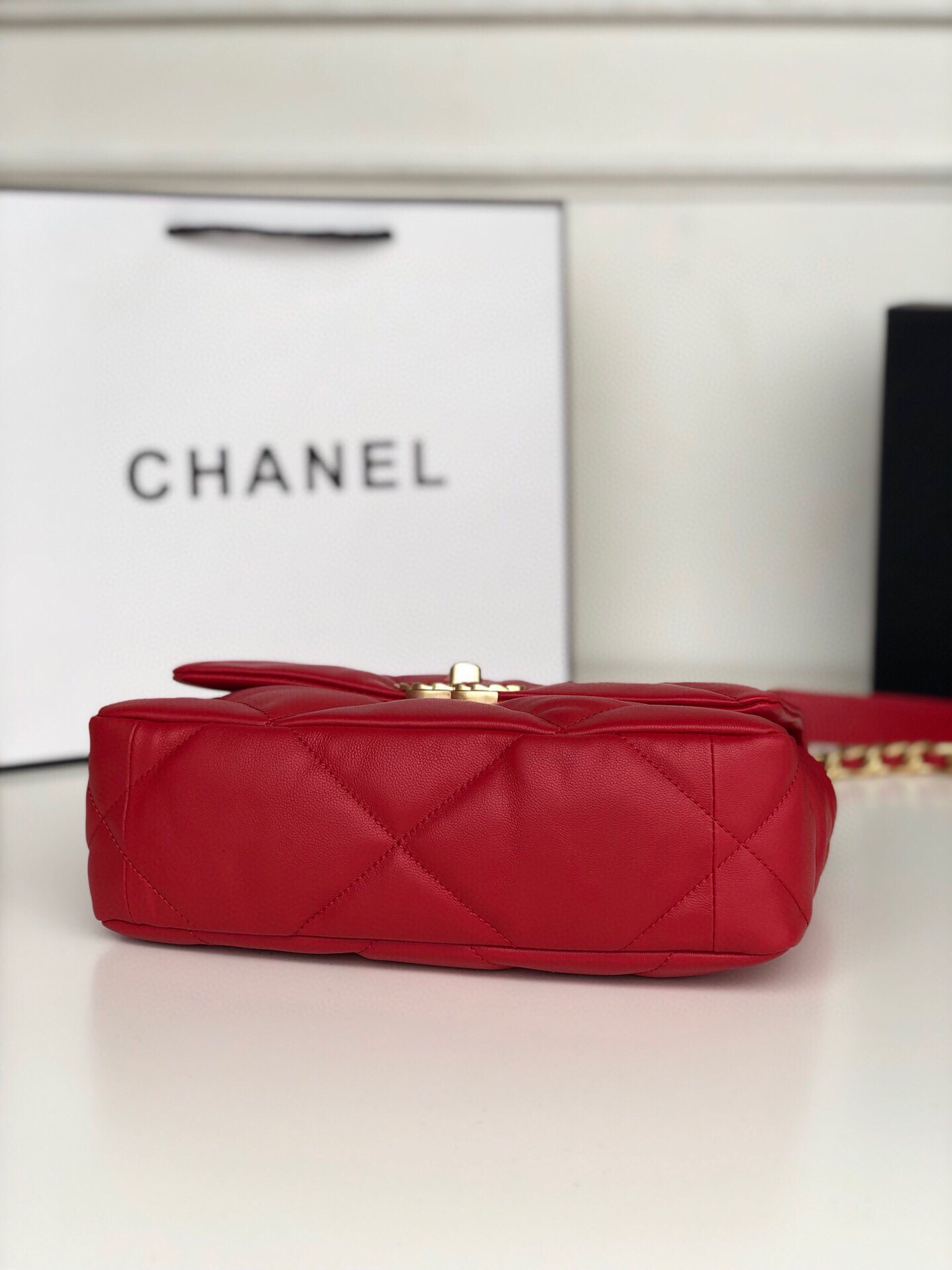 CHANEL 19 HANDBAG Shiny Leather, Gold-Tone, Silver-Tone & Ruthenium-Finish Metal Red 6.2 × 10.1 × 3.5 in